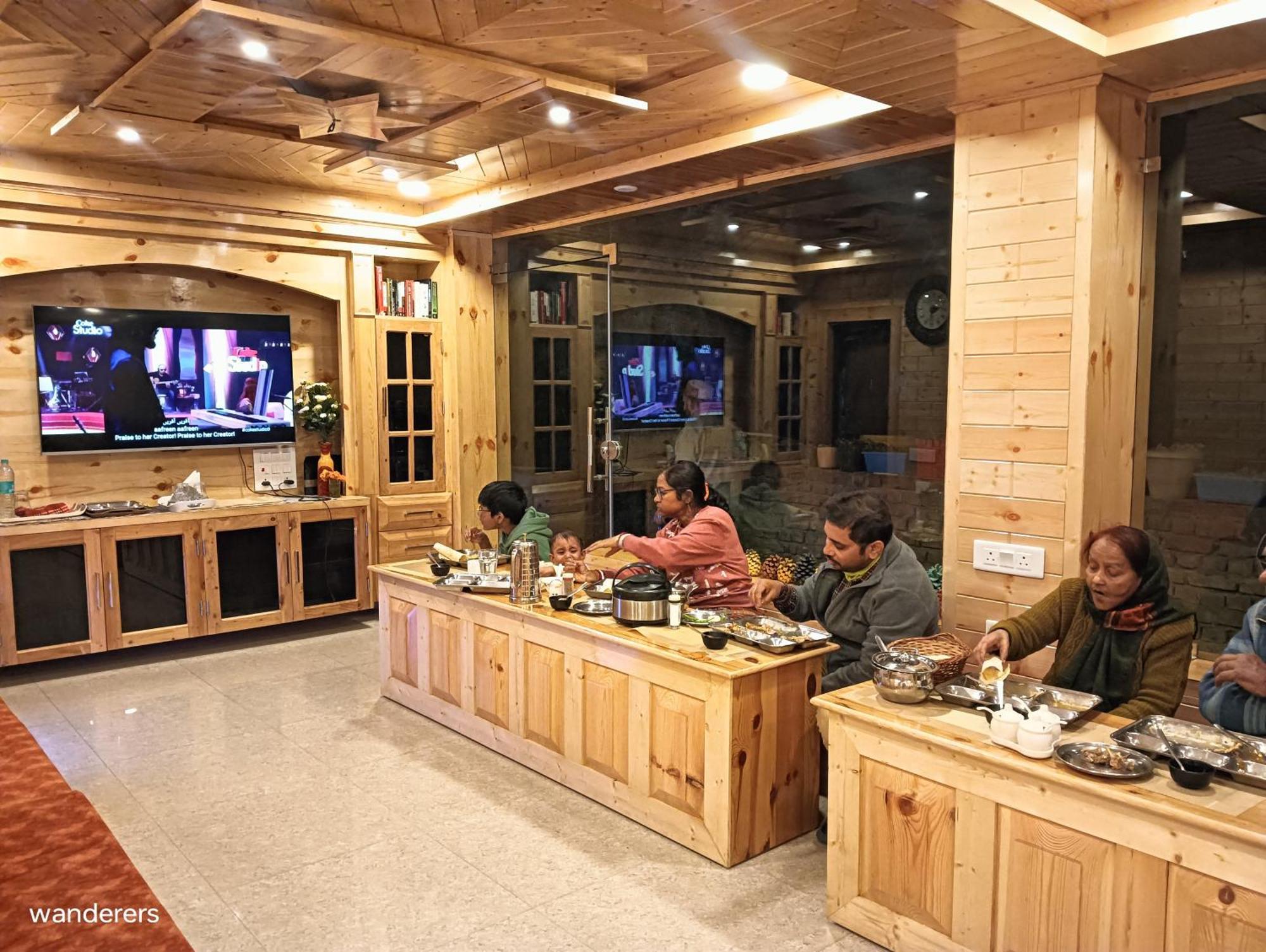 Wanderers Homestay -All Mountain Facing Rooms Kalpa Luaran gambar